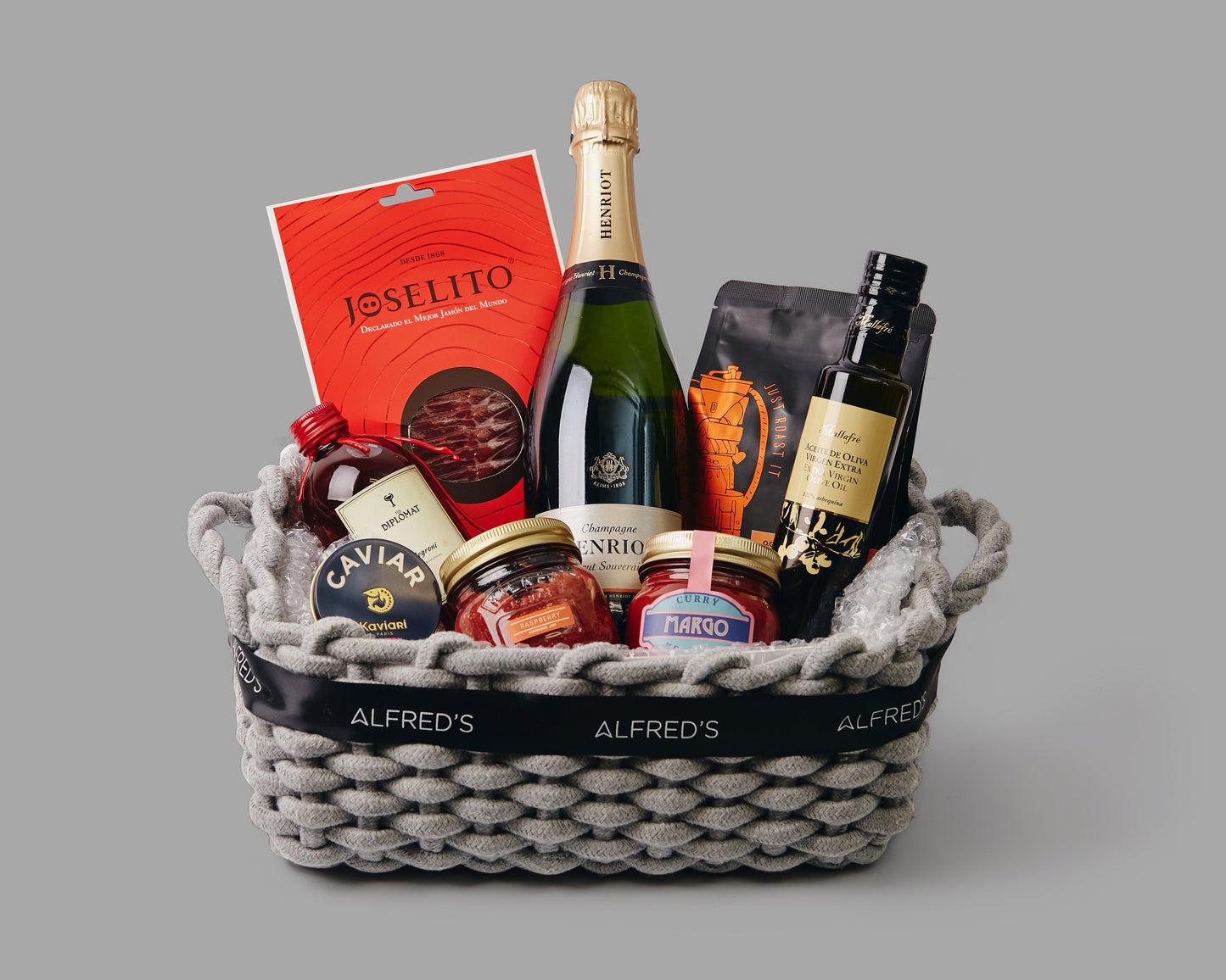 ALFRED'S HAMPER