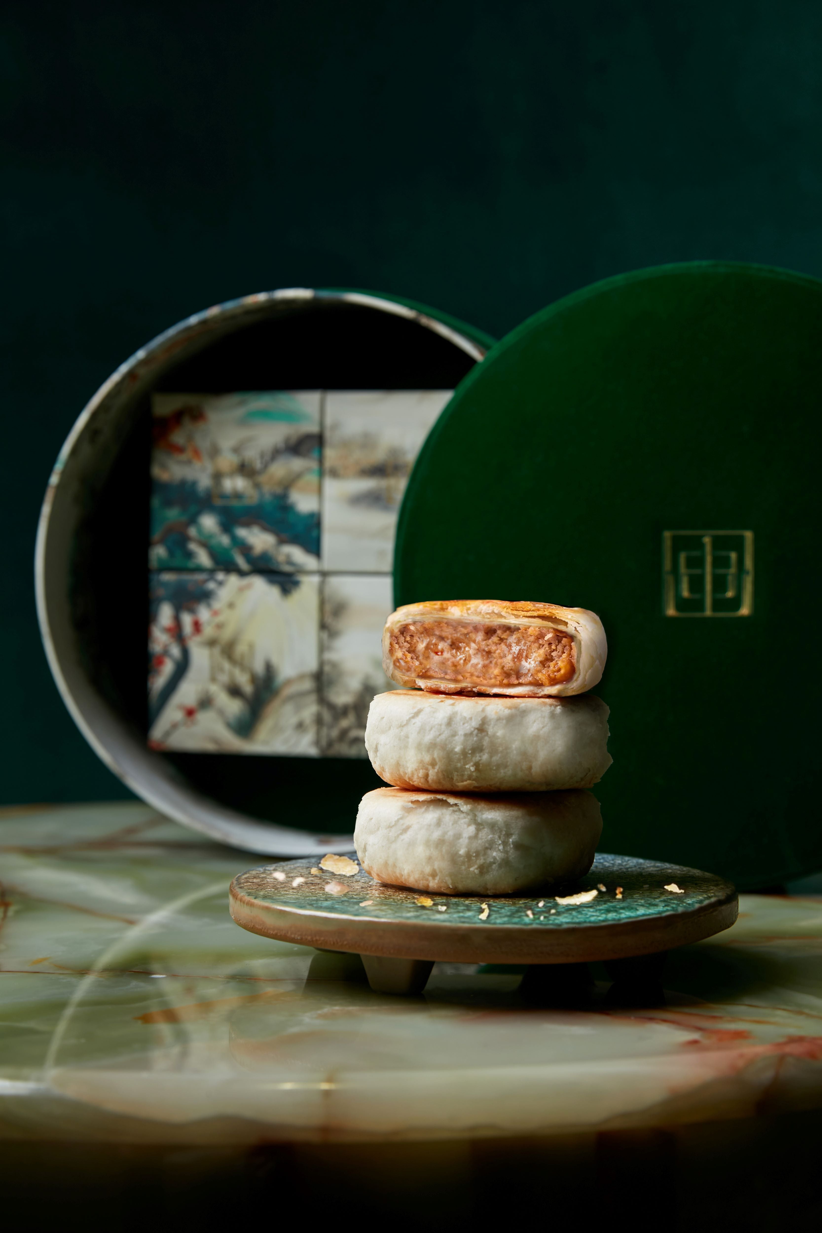 SAVORY MOONCAKE SET 鮮肉火腿月餅禮盒