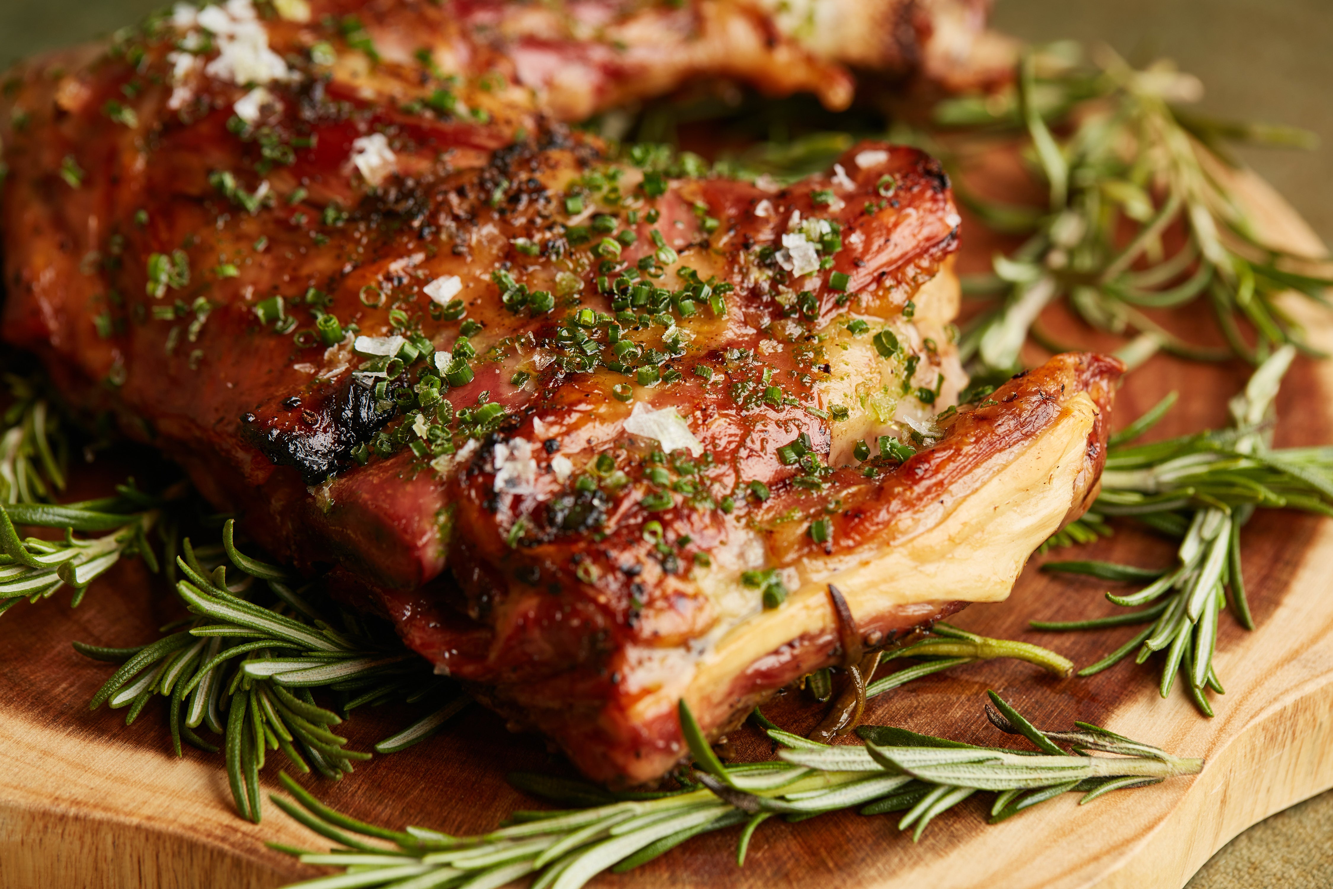 LAMB SHOULDER